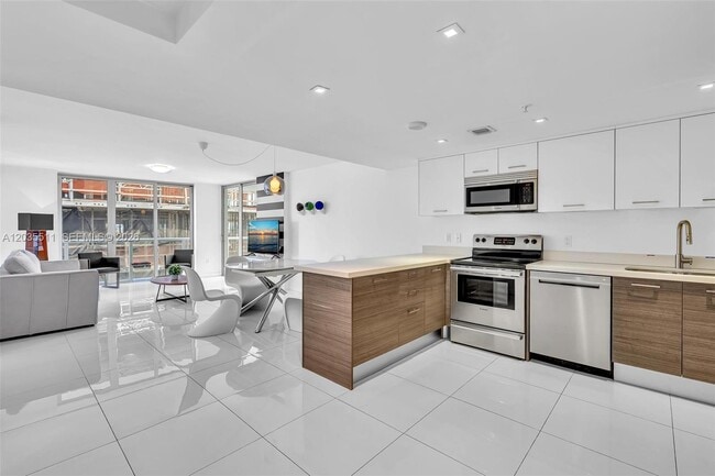 property at 9901 E Bay Harbor Dr