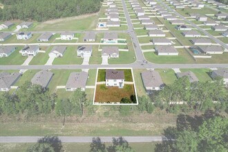 13691 SW 69th Terrace in Ocala, FL - Foto de edificio - Building Photo