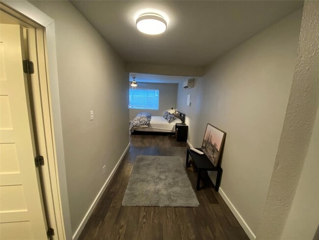 3503 Harmon Ave, Unit 201 in Austin, TX - Building Photo - Building Photo