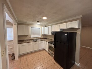 3895 St Elmo Ave in Memphis, TN - Building Photo - Building Photo