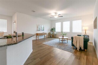 1829 Lake Grove Dr in Little Elm, TX - Building Photo - Building Photo