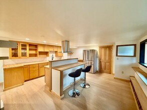 18020 40th Ave W in Lynnwood, WA - Building Photo - Building Photo