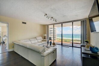 3200 S Ocean Blvd in Palm Beach, FL - Building Photo - Building Photo