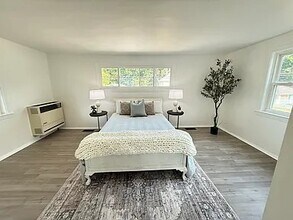 1338 Meriline St in Cuyahoga Falls, OH - Foto de edificio - Building Photo