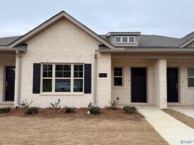 433 Lando Cain Rd in Hartselle, AL - Building Photo