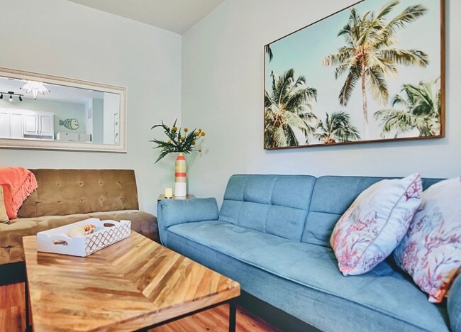 5880 SW 32nd Terrace in Fort Lauderdale, FL - Building Photo - Building Photo