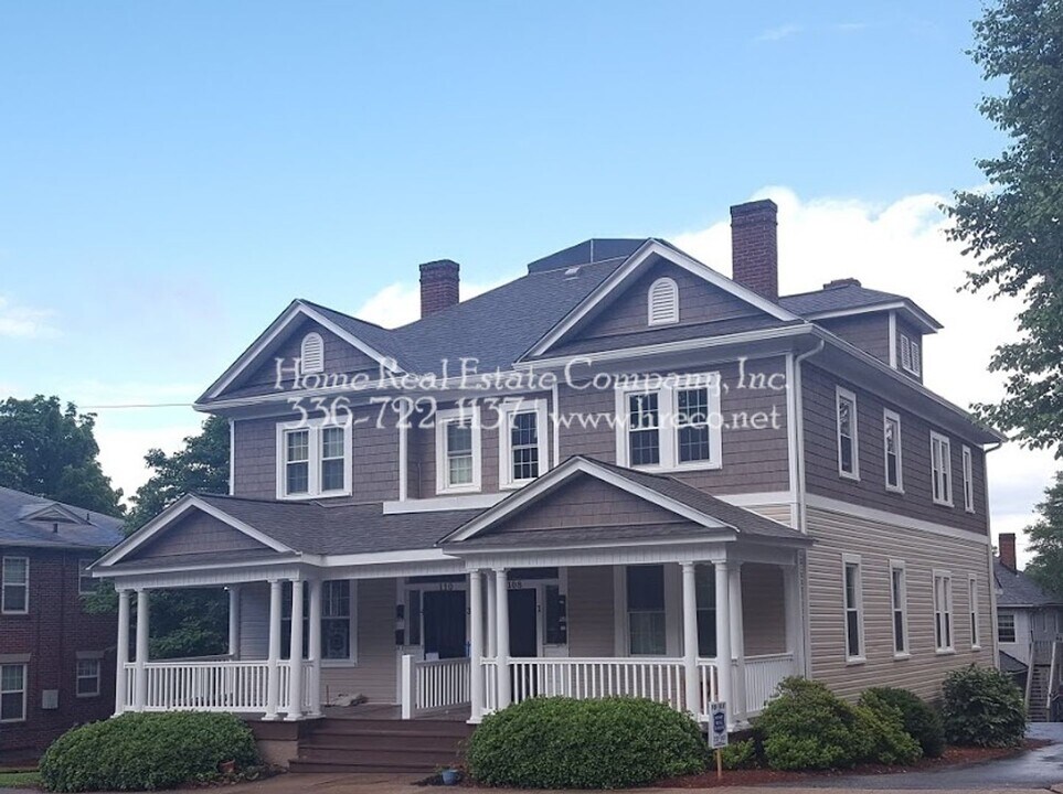 110 S Marshall St in Winston-Salem, NC - Building Photo