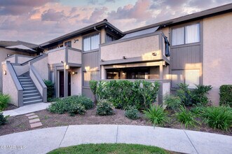 150 Los Angeles Ave in Moorpark, CA - Building Photo - Building Photo