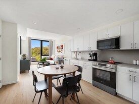 4778 Broadway in New York, NY - Building Photo