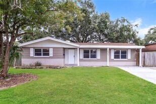 4031 Claremont Dr in New Port Richey, FL - Building Photo