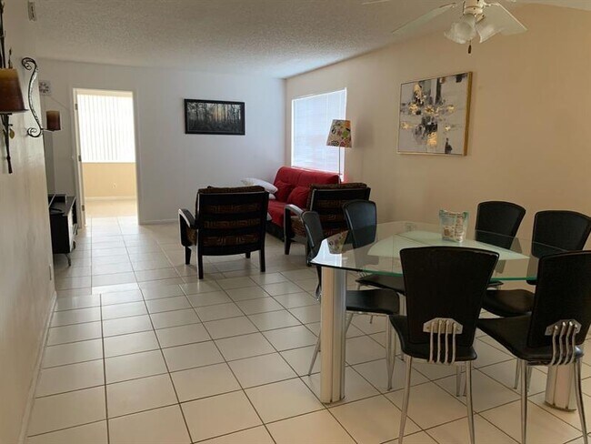 2900 SW 22nd Ave in Delray Beach, FL - Building Photo - Building Photo