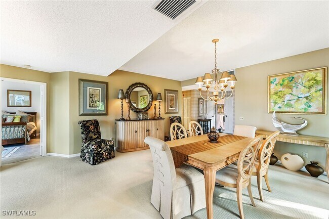 4560 Gulf Shore Blvd N