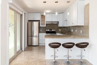 1825 Shore Line Dr in Alameda, CA - Building Photo - Building Photo