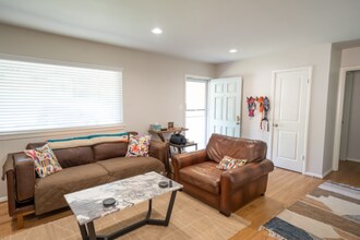 4020 Eldridge St in Fort Worth, TX - Foto de edificio - Building Photo