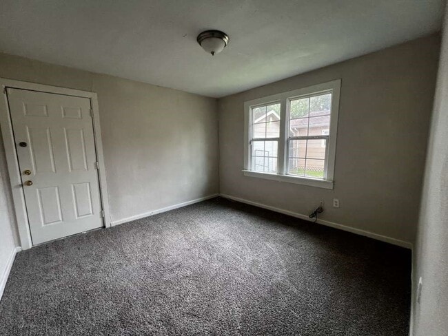 8606 Prairie View Dr