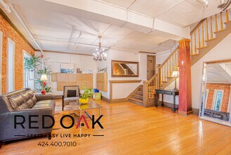 532 S Coronado St, Unit 206 in Los Angeles, CA - Foto de edificio - Building Photo