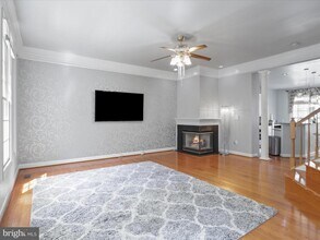 4302 Thomas Brigade Ln in Fairfax, VA - Building Photo - Building Photo