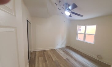 2418.5 E St in San Diego, CA - Building Photo - Building Photo