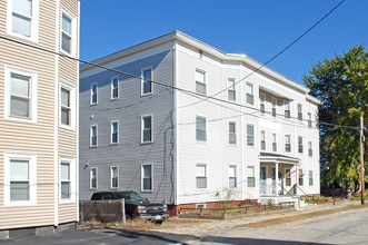 680 Harvard St in Manchester, NH - Building Photo - Building Photo