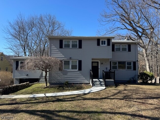 property at 117 Weldon Rd