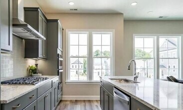 310 Clementine Dr in Cary, NC - Building Photo - Building Photo