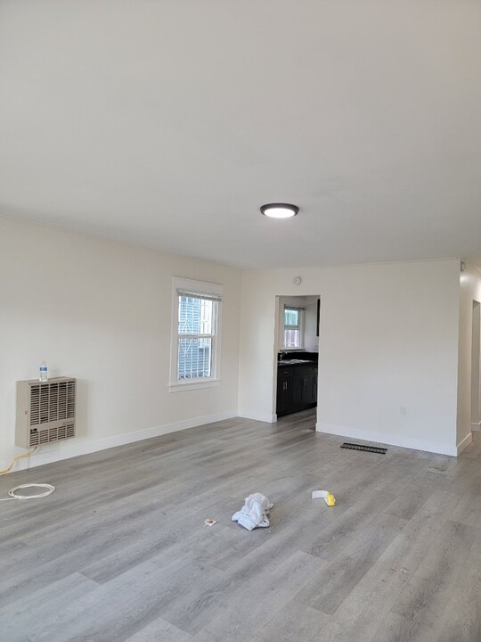 442 E 16th St, Unit 436 in Long Beach, CA - Building Photo
