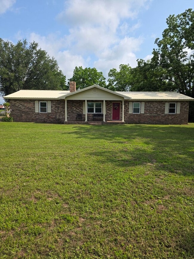 property at 8806 SW Sundown Crk Rd