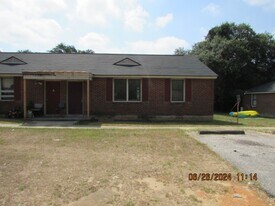 17 Dixie Dr in Sumter, SC - Building Photo