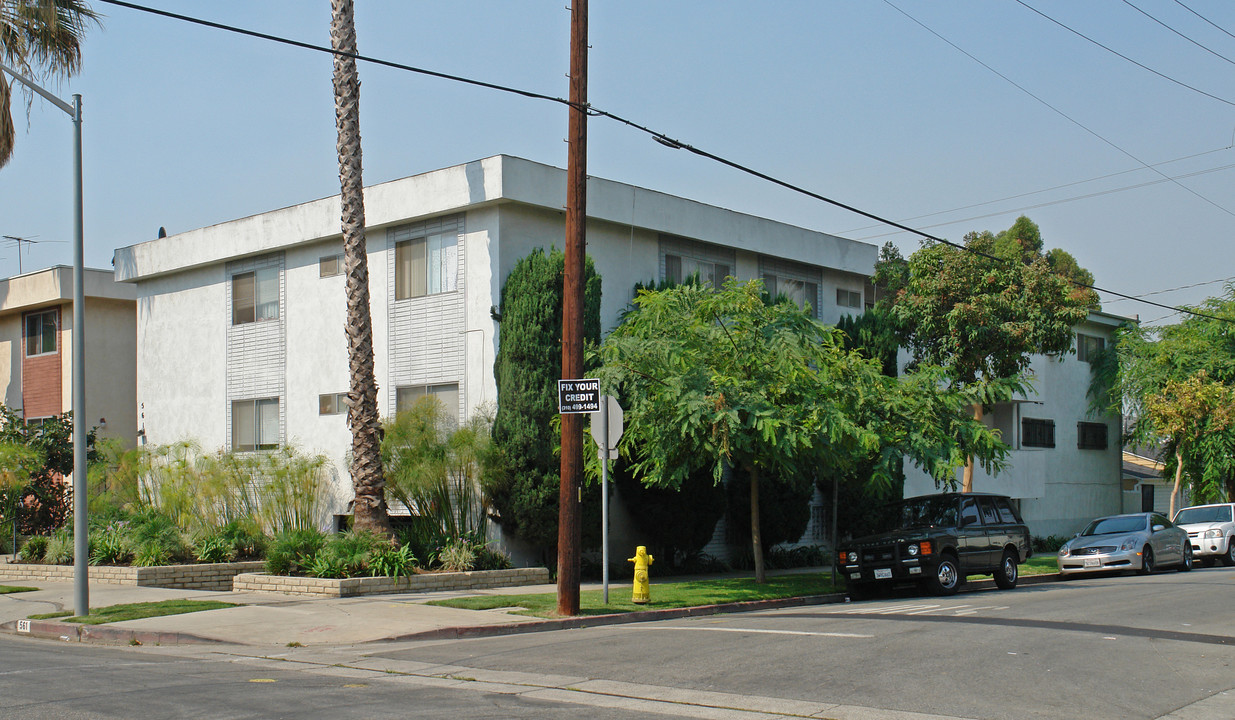 561 N. Orlando Avenue in Los Angeles, CA - Building Photo