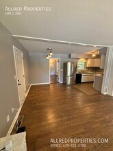 1627 W Wedington Dr in Fayetteville, AR - Building Photo - Building Photo