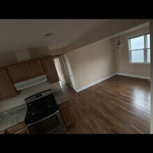 2542 N Newcastle Ave-Unit -3 in Chicago, IL - Building Photo - Building Photo