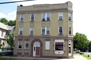 129 Maple Ave Apartments