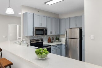 Mariners Crossing in Raleigh, NC - Building Photo - Building Photo