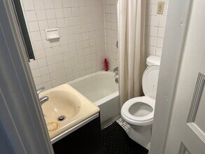 686 Parker St, Unit 2 in Boston, MA - Foto de edificio - Building Photo