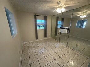 390 W Cocoa Beach Causeway in Cocoa Beach, FL - Building Photo - Building Photo