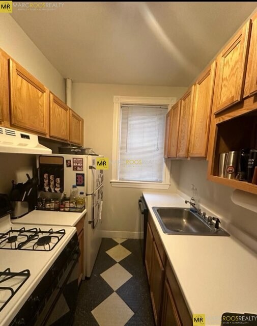 property at 3 Ayr Rd