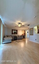 55 Ponte Vedra Colony Cir in Ponte Vedra Beach, FL - Building Photo