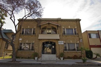 Fairmont Apartments in Long Beach, CA - Foto de edificio - Building Photo