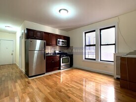 1 Arden St in New York, NY - Building Photo