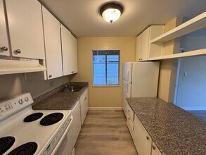 101 Kinross Dr in Walnut Creek, CA - Building Photo - Building Photo