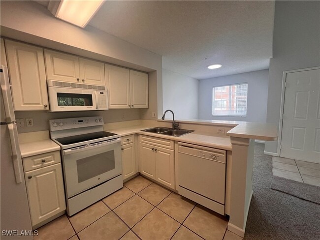 property at 1280 Wildwood Lakes Blvd