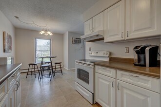 4460 S Poplar St, Unit 208C in Casper, WY - Building Photo - Building Photo
