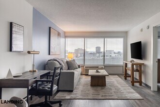 50 Morgan St N, Unit 1001 in Hartford, CT - Foto de edificio - Building Photo