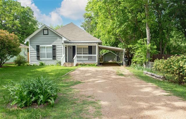 819 W Heron St in Denison, TX - Building Photo