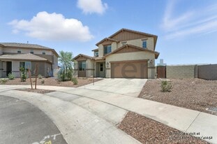3461 S 174th Ave in Goodyear, AZ - Building Photo