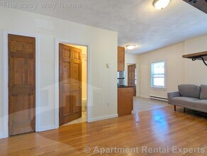 12 Winter St in Somerville, MA - Foto de edificio - Building Photo