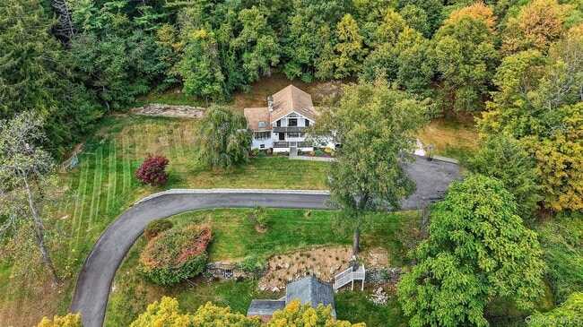 602 Oscawana Lake Rd in Putnam Valley, NY - Building Photo - Building Photo