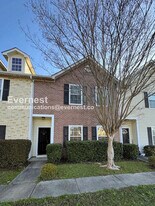 8596 Thomas Rd, Unit 404 in Riverdale, GA - Building Photo