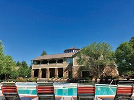 3831 Cherokee Woods Way, Unit #203 in Knoxville, TN - Building Photo