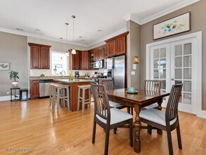 2358 N Damen Ave in Chicago, IL - Building Photo - Building Photo